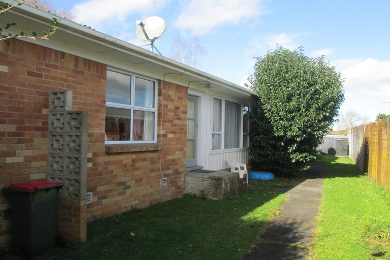 Photo of property in 2/148 Old Farm Road, Hamilton East, Hamilton, 3216