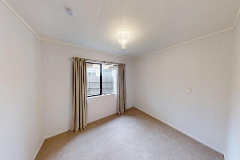 Photo of property in 10 Essex Place, Springvale, Whanganui, 4501