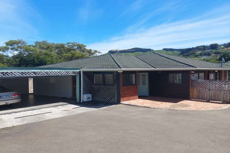 Photo of property in 17a Roy Street, Tawa, Wellington, 5028