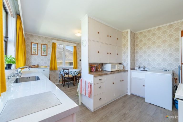 Photo of property in 16 Gear Terrace, Ranui, Porirua, 5024