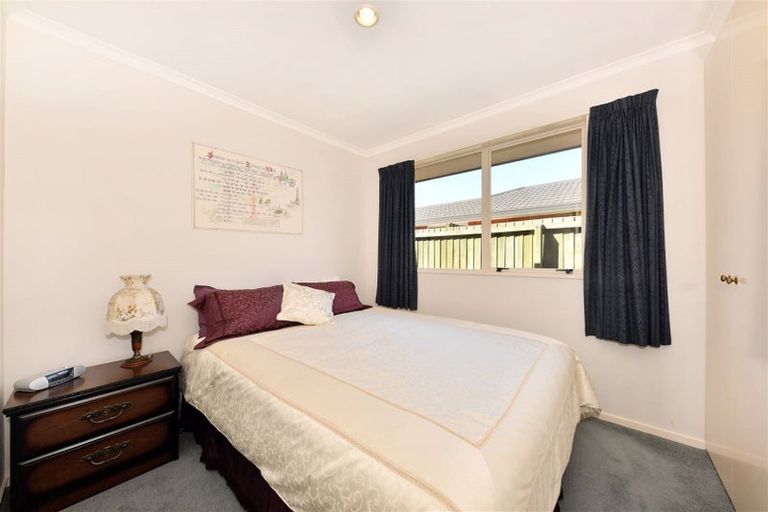 Photo of property in 8 Rustic Lane, Spreydon, Christchurch, 8024