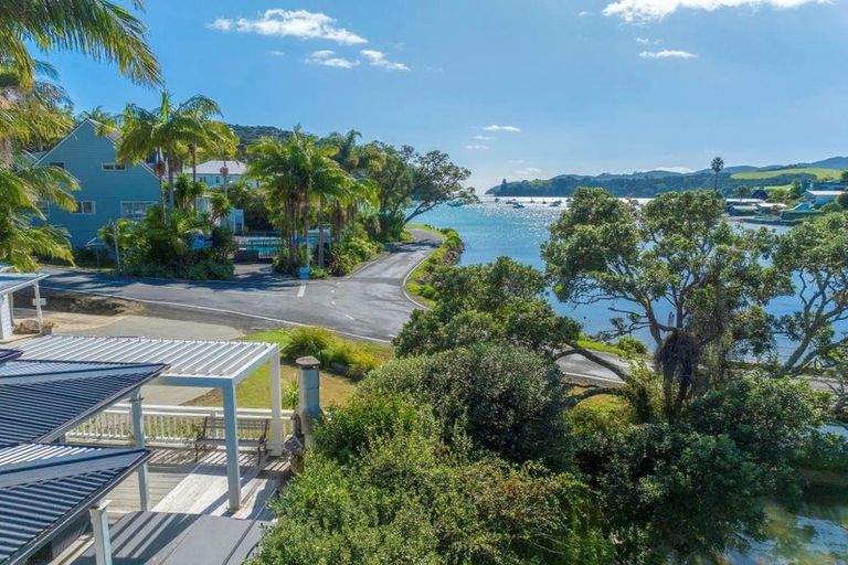 Photo of property in 1 Richmond Road, Mangonui, 0420