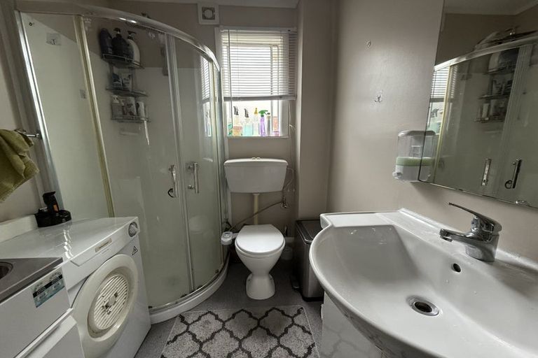 Photo of property in 7/246 Main Road, Tawa, Wellington, 5028