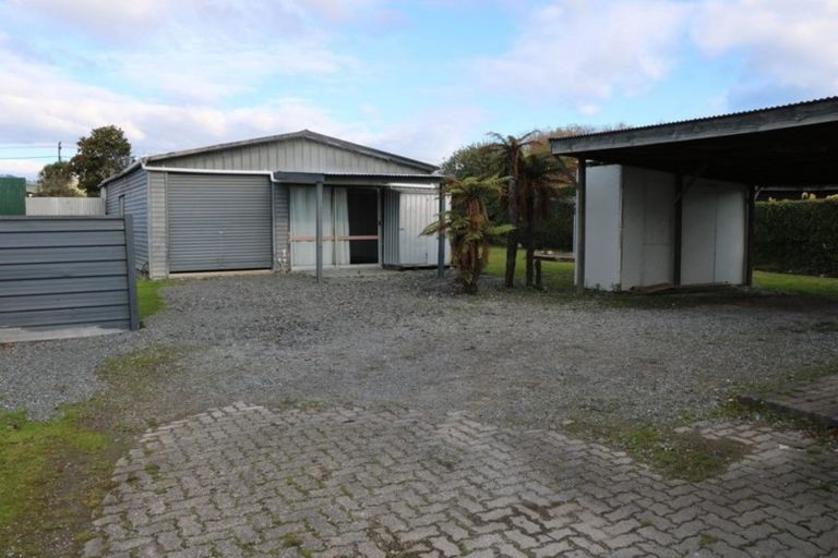 Photo of property in 28 Charles Road, Hannahs Bay, Rotorua, 3010