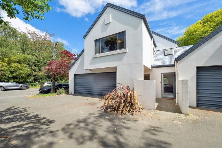 Photo of property in 1/8 Mayfair Street, Riccarton, Christchurch, 8011