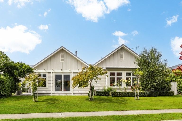 Photo of property in 30 Meissner Road, Havelock North, 4130