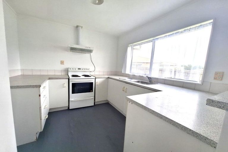 Photo of property in 9 Tullis Place, Burswood, Auckland, 2013