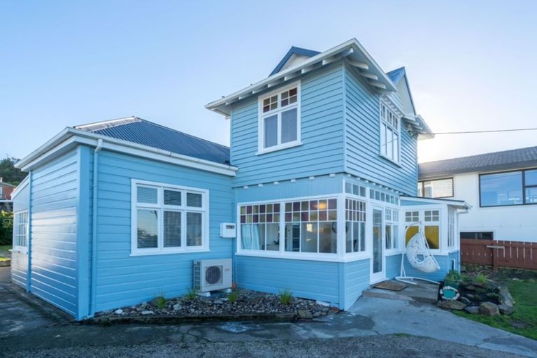 Photo of property in 992 Brighton Road, Brighton, Dunedin, 9035