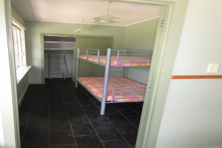 Photo of property in 21 Makora Road, Otaihanga, Paraparaumu, 5036