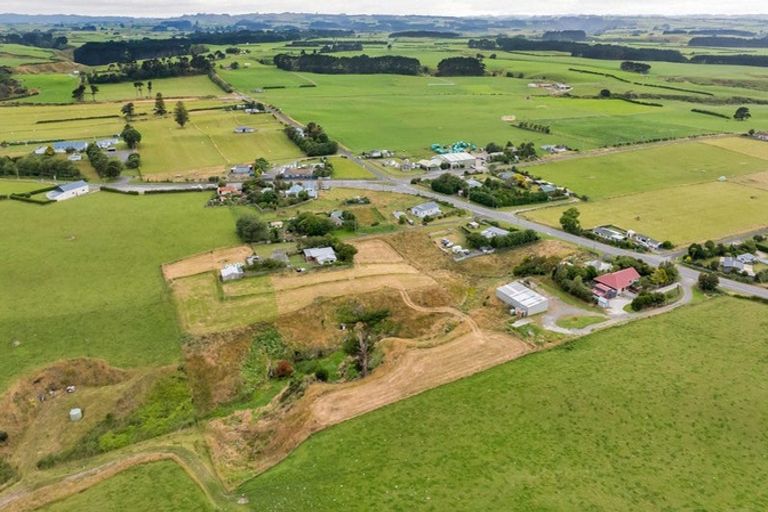 Photo of property in 15 Gilbert Street, Kakaramea, Patea, 4598