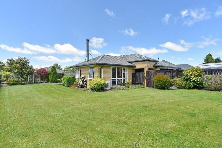 Photo of property in 72 Church Street, Oxford, 7430