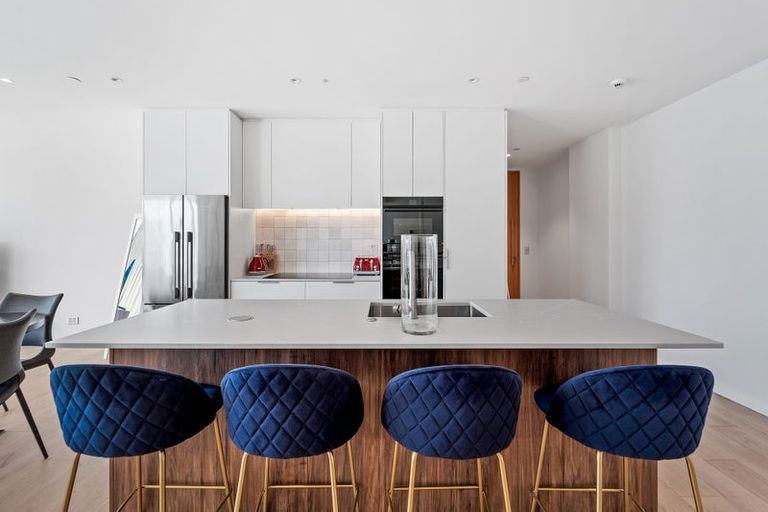 Photo of property in 301/20 Omana Road, Milford, Auckland, 0620