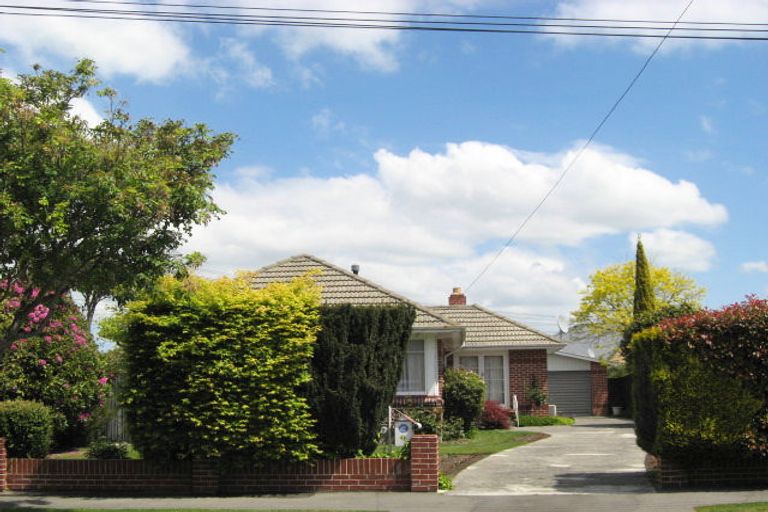 Photo of property in 39 Appleby Crescent, Burnside, Christchurch, 8053