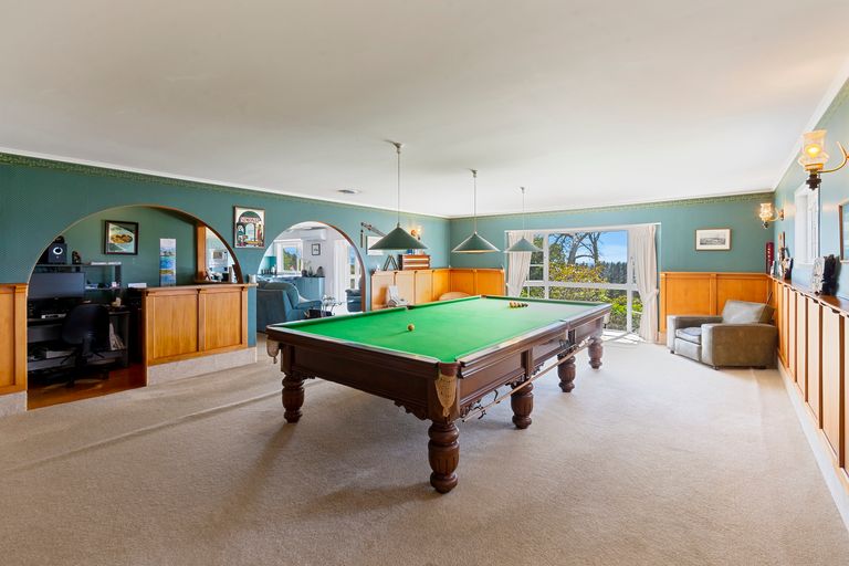 Photo of property in 34 Cherrington Road, Clevedon, Papakura, 2582