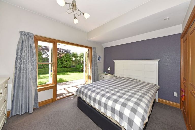 Photo of property in 22 Holderness Place, Ilam, Christchurch, 8041