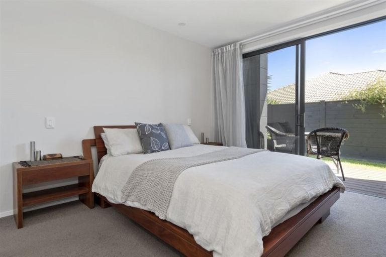 Photo of property in 15 Makura Drive, Papamoa Beach, Papamoa, 3118