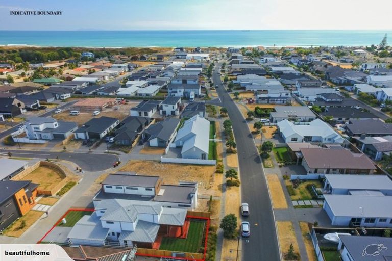 Photo of property in 10 Tuangi Way, Papamoa Beach, Papamoa, 3118