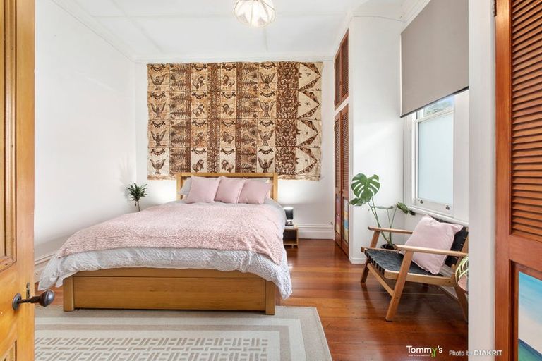 Photo of property in 16 Herald Street, Berhampore, Wellington, 6023