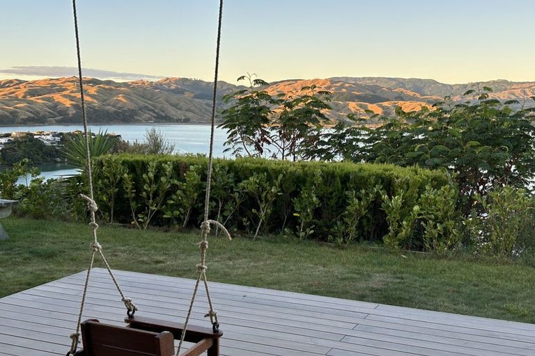 Photo of property in 115 Kahu Road, Paremata, Porirua, 5024