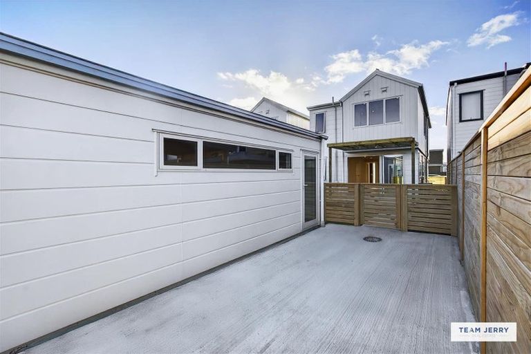 Photo of property in 30 Corporal Street, Papakura, 2110