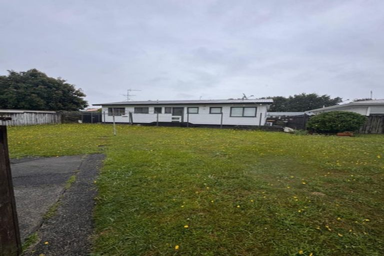 Photo of property in 8 Oregon Place, Papakura, 2110