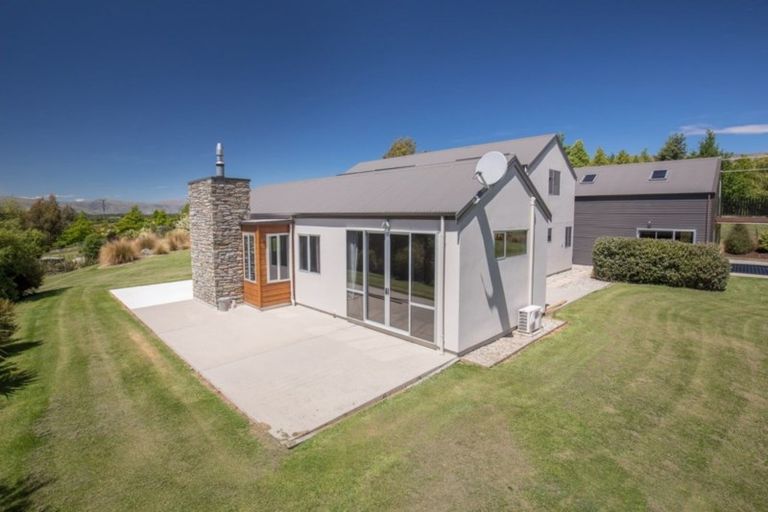 Photo of property in 42 Studholme Road, Wanaka, 9382
