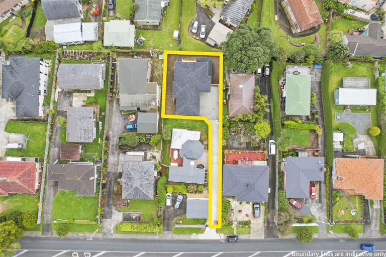 Photo of property in 18a Orams Road, Hillpark, Auckland, 2102
