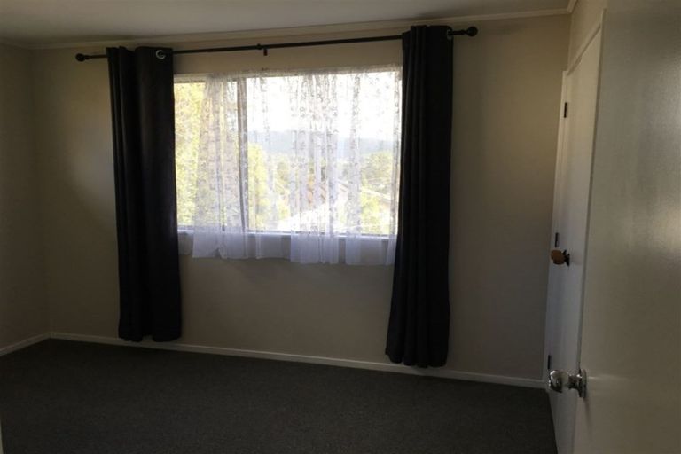 Photo of property in 33 Danube Lane, Glen Eden, Auckland, 0602