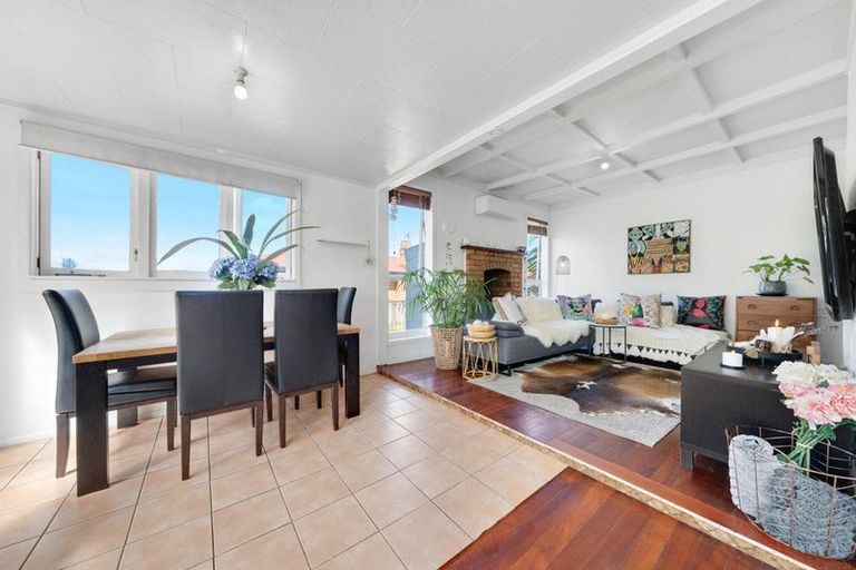 Photo of property in 138 Hakanoa Street, Huntly, 3700