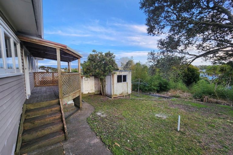 Photo of property in 23 Fordham Street, Beach Haven, Auckland, 0626