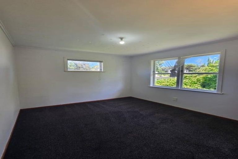 Photo of property in 155 Gossamer Drive, Pakuranga Heights, Auckland, 2010