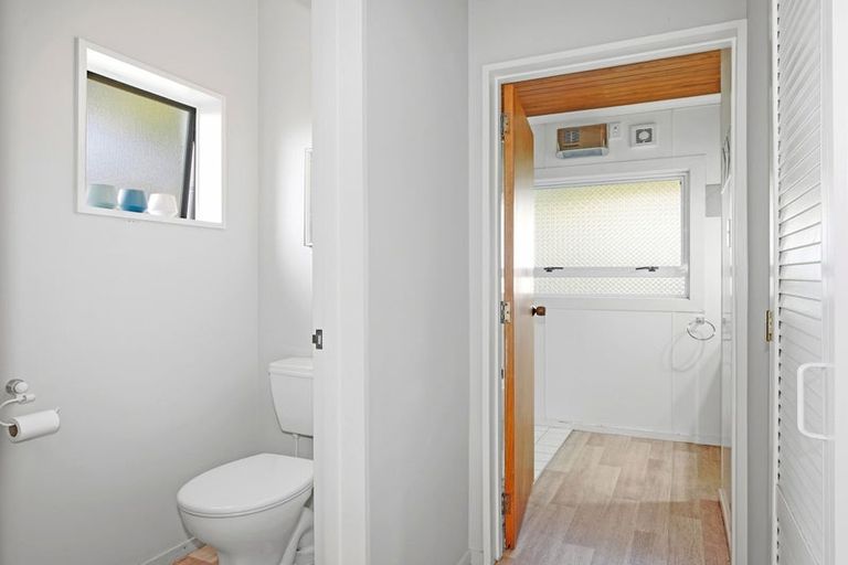 Photo of property in 105 Royal Park Drive, Parklands, Christchurch, 8083