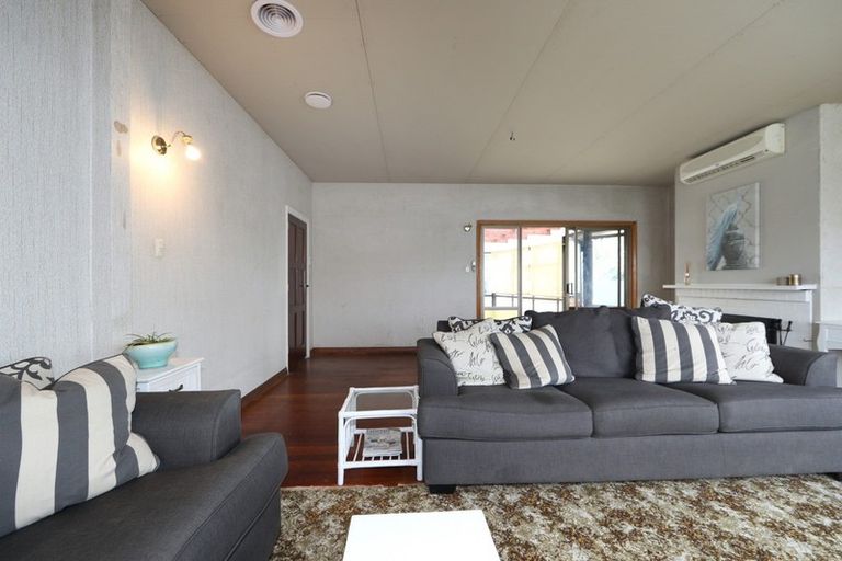 Photo of property in 9 Rutherford Road, Marewa, Napier, 4110