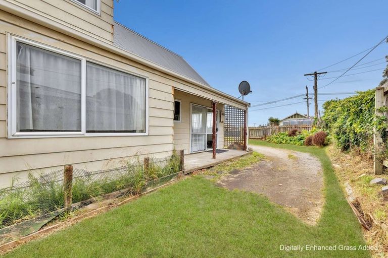 Photo of property in 32a Manuka Street, Castlecliff, Whanganui, 4501
