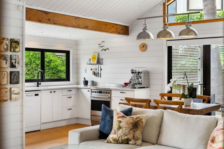 Photo of property in 130 Tirohanga Drive, Whangamata, 3620