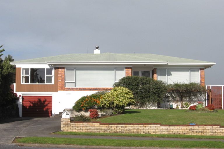 Photo of property in 41 Grande Vue Road, Hillpark, Auckland, 2102