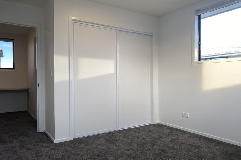 Photo of property in 255a Edgeware Road, Edgeware, Christchurch, 8013