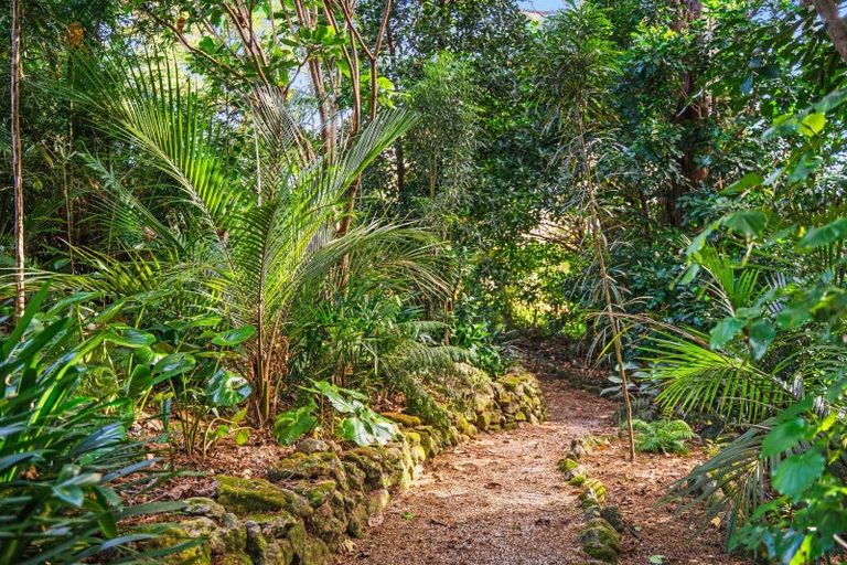 Photo of property in 24 Waitaua Road, Kauri, Kamo, 0185