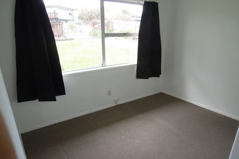 Photo of property in 1/45 Flaxdale Street, Birkdale, Auckland, 0626
