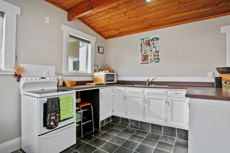 Photo of property in 68 Princes Street, Cambridge, 3434