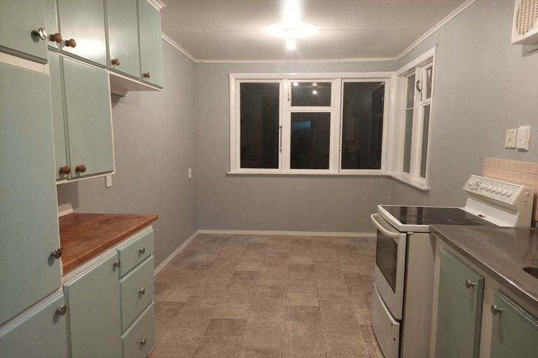 Photo of property in 2 Robertshawe Crescent, Dannevirke, 4930