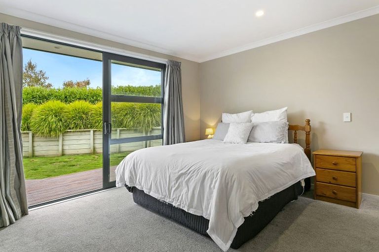 Photo of property in 3 Brompton Close, Richmond Heights, Taupo, 3330
