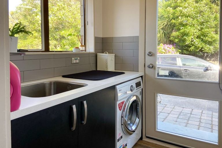 Photo of property in 14 Mckellar Place, Hornby, Christchurch, 8042