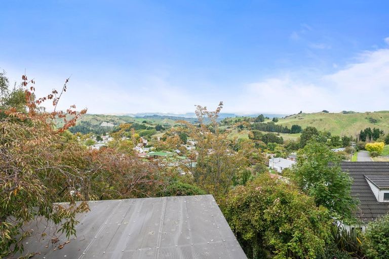 Photo of property in 15 Ruru Road, Taihape, 4720