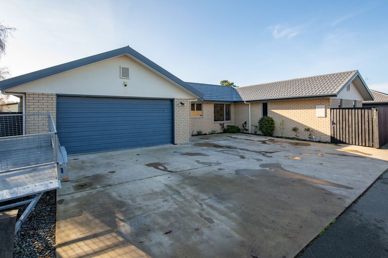 Photo of property in 204f Burwood Road, Burwood, Christchurch, 8083