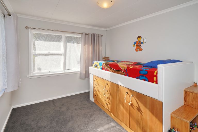 Photo of property in 84 Eureka Street, Aranui, Christchurch, 8061