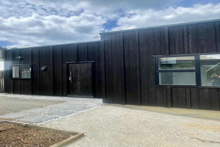 Photo of property in 17 Rewi Street, Torbay, Auckland, 0630