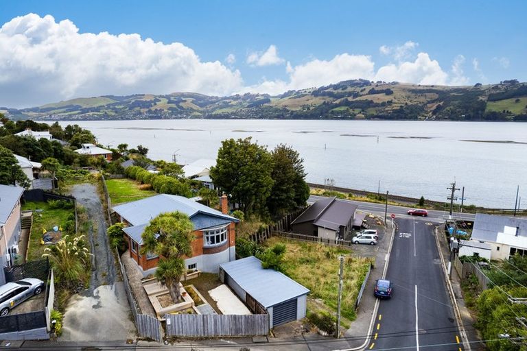 Photo of property in 2 Wakatipu Street, Ravensbourne, Dunedin, 9022