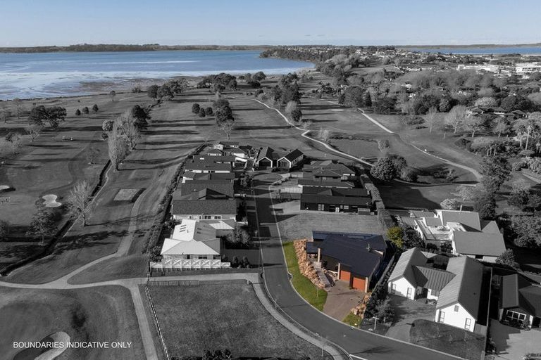 Photo of property in 18 Serenity Drive, Omokoroa, 3114