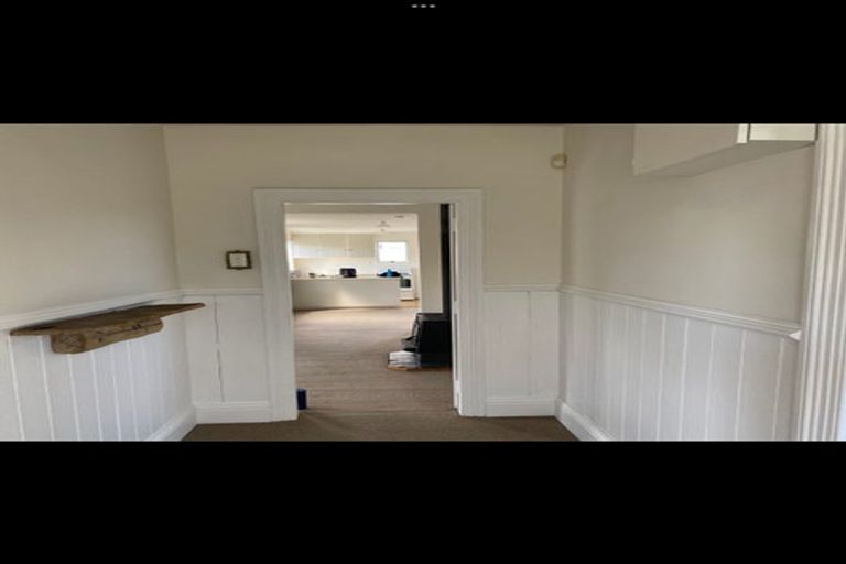 Photo of property in 560a Queen Street East, Levin, 5510